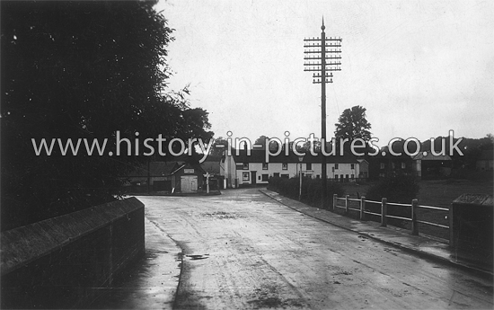 Ongar Bridge, High Street, Ongar, Essex. c.1927